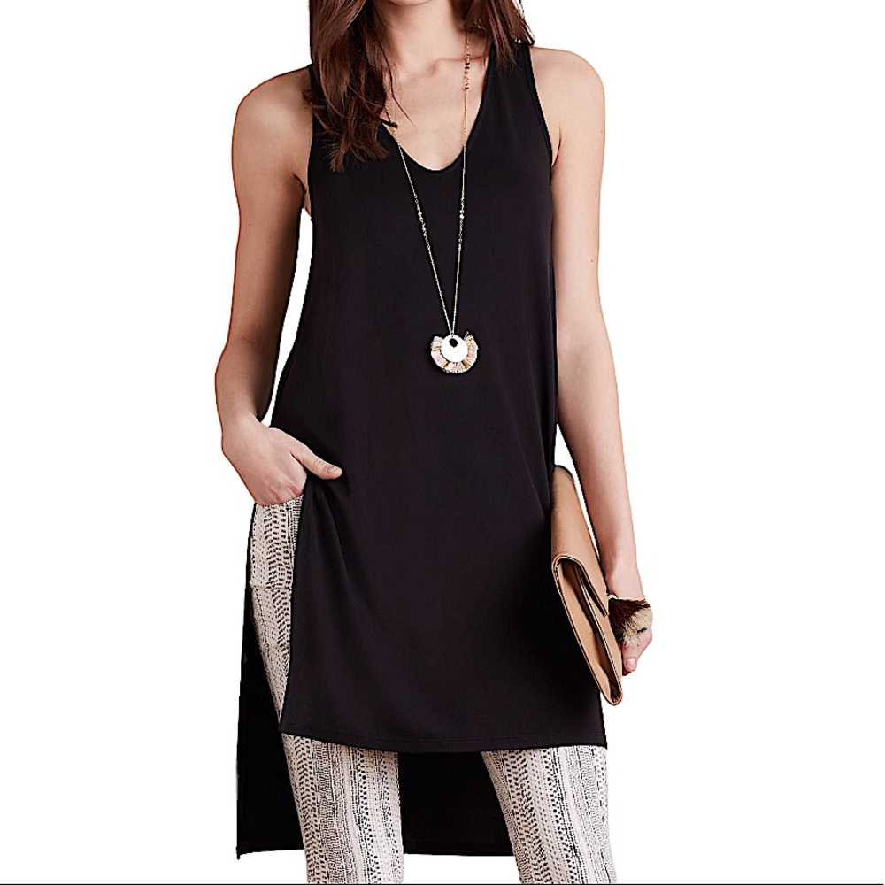 SOLD - Akemi + Kin Longview Tunic Tank